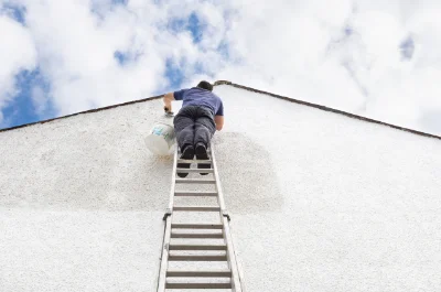 Peinture extérieure à Espas — façades et ravalement